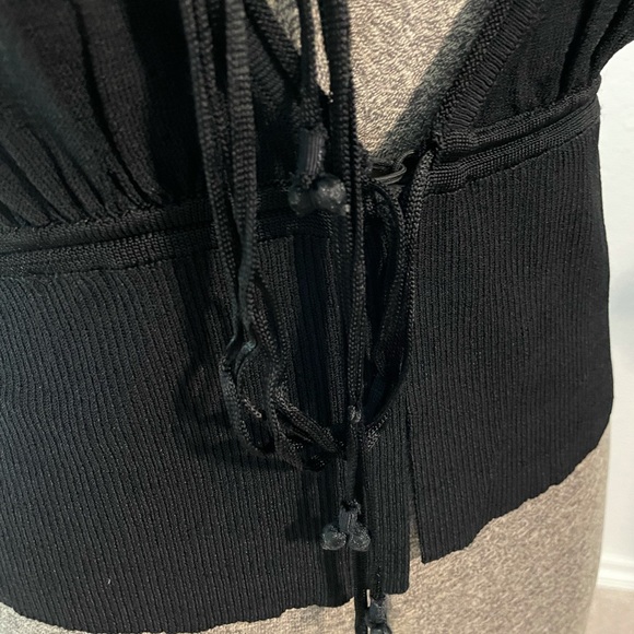 TWO Karen Millen Front Tie Boleros - Picture 15 of 16